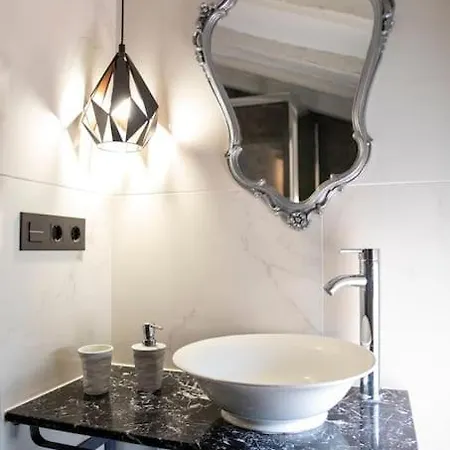Apartment Rojo