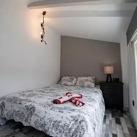 Apartment Rojo